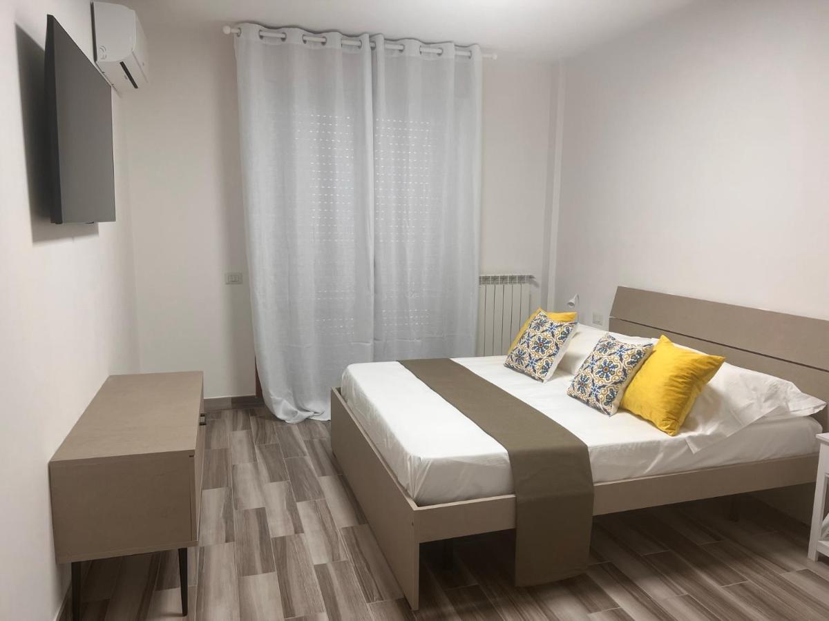 City Home 77 Napoli Bagian luar foto